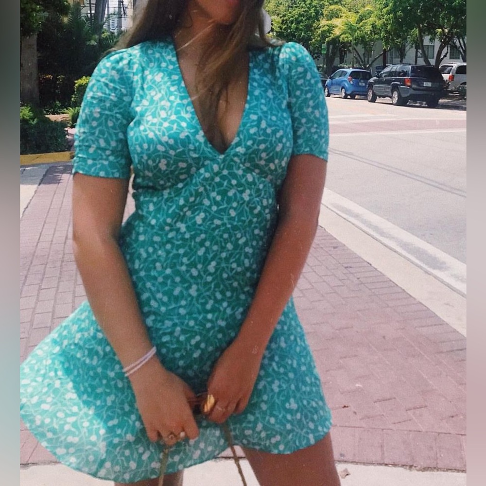 Rare Realization Par Dress